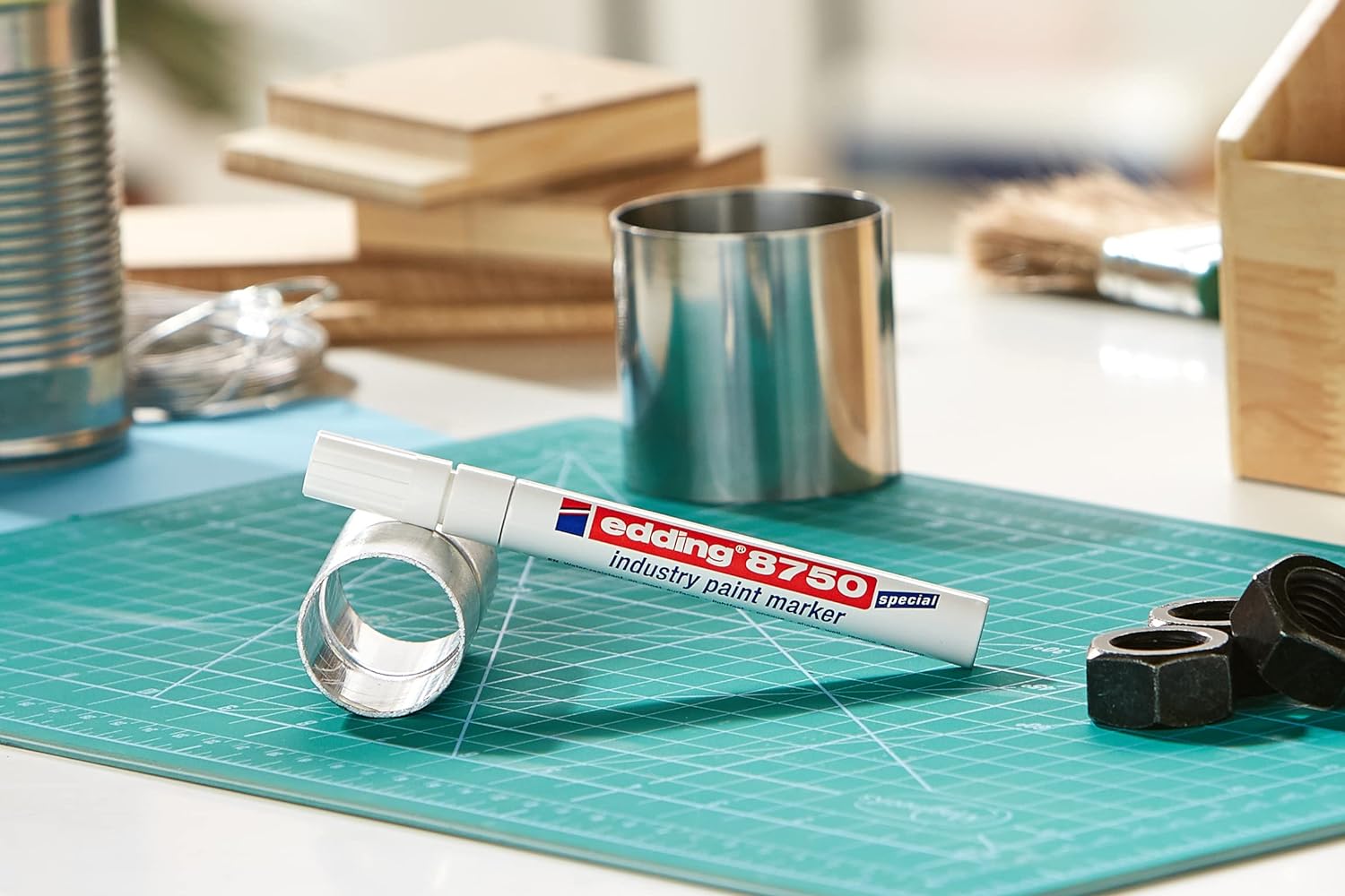 edding 8750 industry paint marker - white - 10 pens - round nib 2-4 mm - paint marker for writing on dusty, slightly oily surfaces, tyres, metal, glass and wood - permanent, waterproof