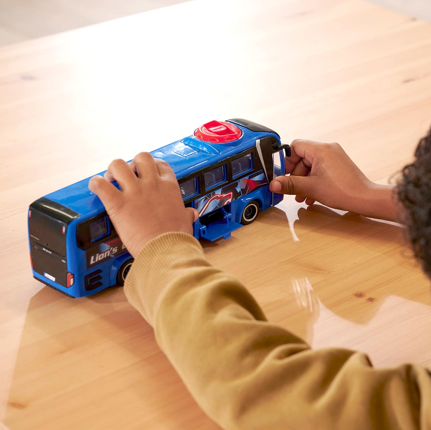 Dickie Toys - Autobús de Juguete Man Lion's Coach Azul, 27cm, Autocar con Función de Dirección, A Partir de 3 años (203744017)