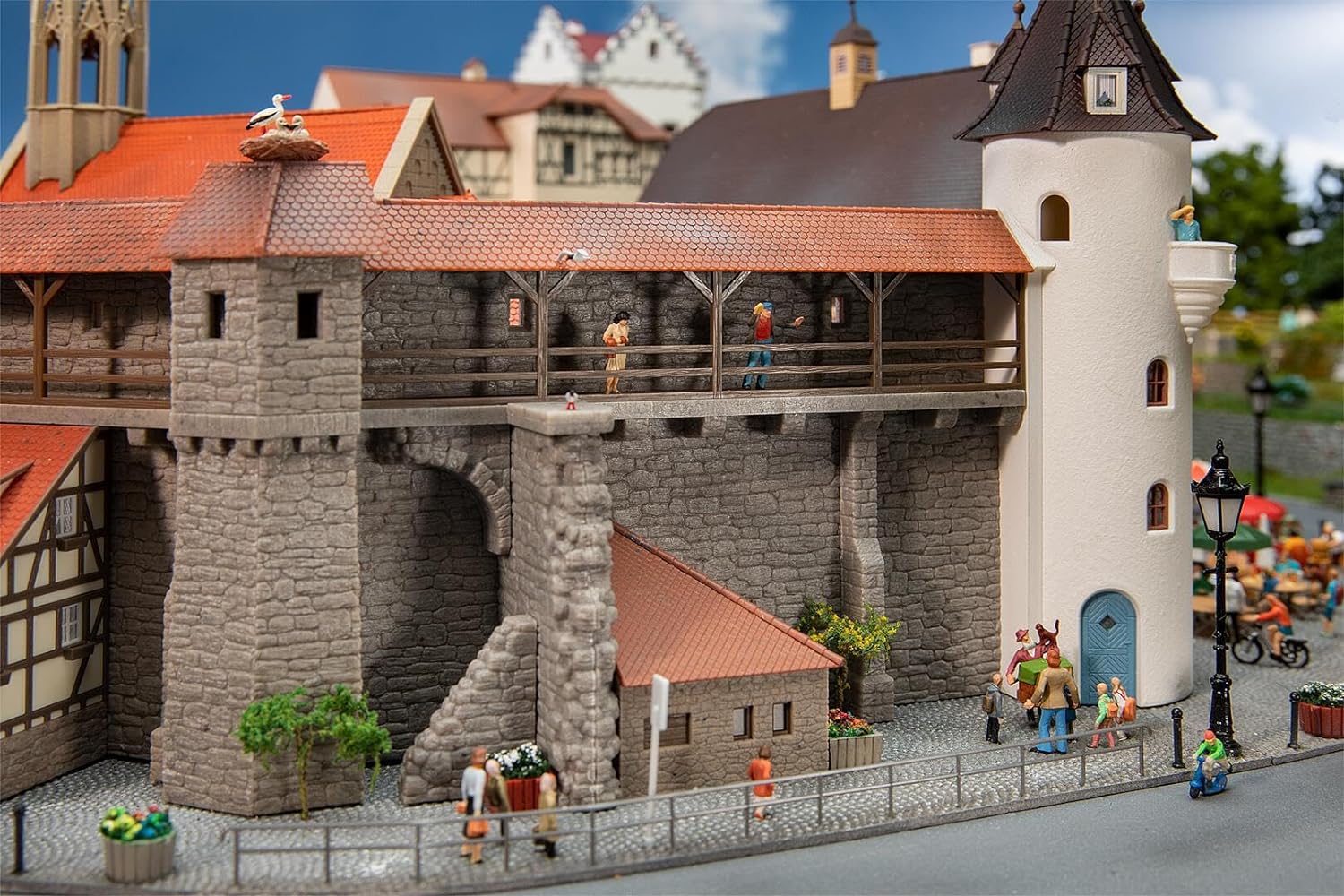 191790 Old Town Wall with Extension