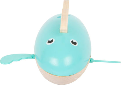 Small Foot 11659 Wooden Whale, wind-up toy for the water, for children aged 24+ months Aufziehspielzeug, blue