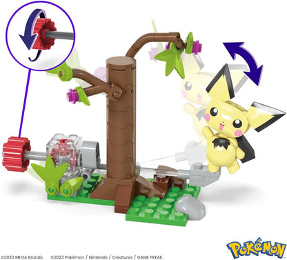 MEGA Pokémon - La Foresta di Pichu, Set Adventure Builder con 84 Pezzi da Costruire e Sistema Mattoncino Movimento, 1 Personaggio Pichu Incluso, Giocattolo per Bambini, 6+ Anni, HPB59