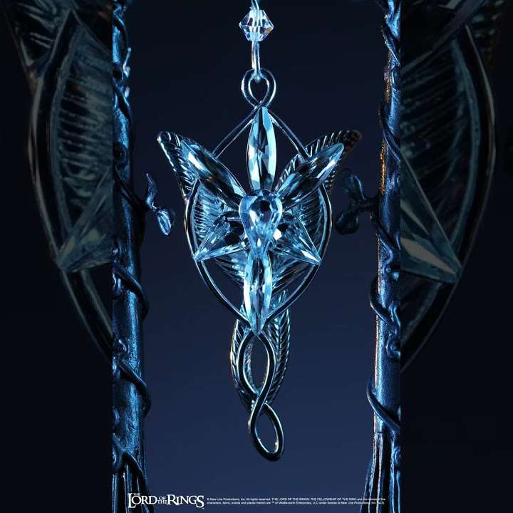 The Noble Collection The Lord of the Rings Arwen Evenstar Pendant Display - 5.5in (14cm) Pewter and Glass Dome Display - Officially Licensed Film Set Movie Props Gifts