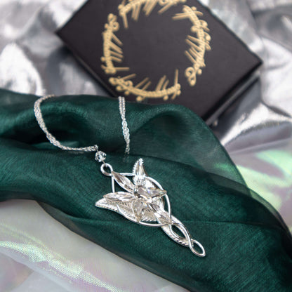 The Noble Collection - The Lord Of The Rings - Arwen Evenstar Costume Replica