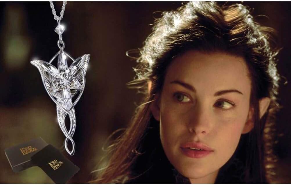 The Noble Collection - The Lord Of The Rings - Arwen Evenstar Costume Replica