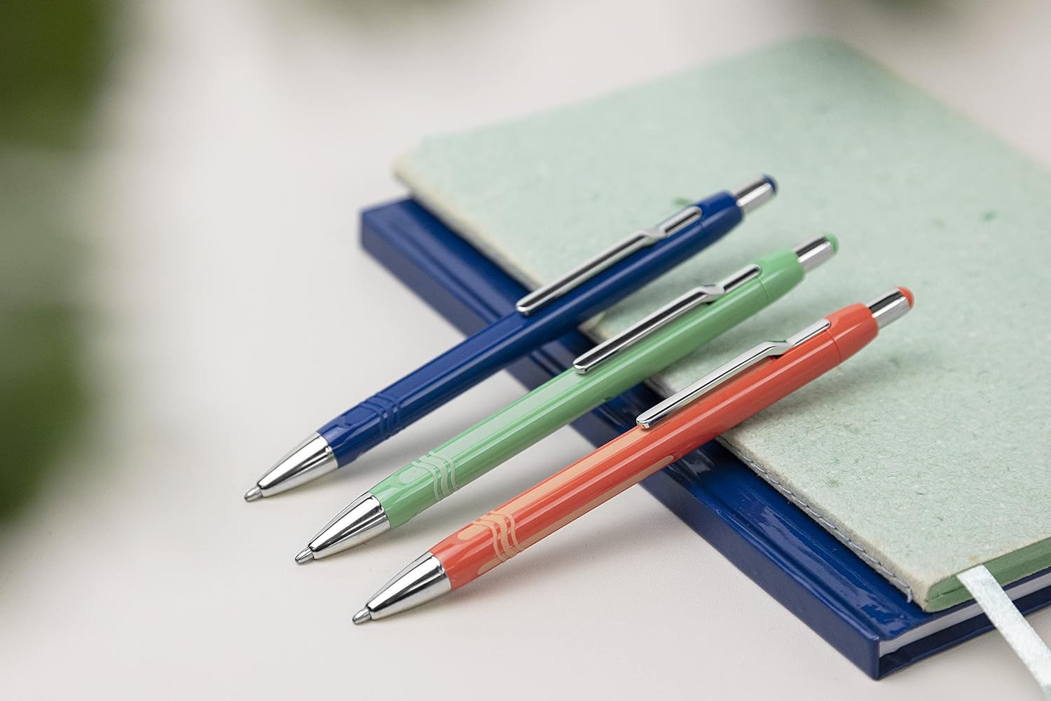 Schneider 138613 Epsilon Retractable Ballpoint Pen (Stroke Width XB, Ink Colour: Blue, Permanent Refill) Dark Blu