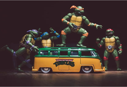 JADA TOYS 253285000 1:24 Ninja Turtles(TMNT) Scale Van with Figure, Multicoloured