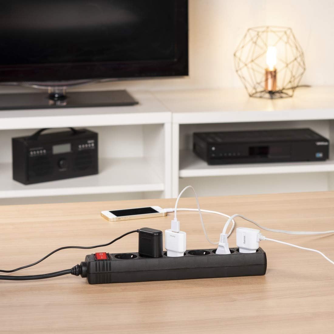 Hama Steckdosenleiste 6-fach (Mehrfachsteckdose mit Save Energy-Schalter zum Stromsparen, Steckplätze 45 Grad gedreht, Kabel 1,4m, GS geprüft, Mehrfachstecker für Home Ofiice) schwarz