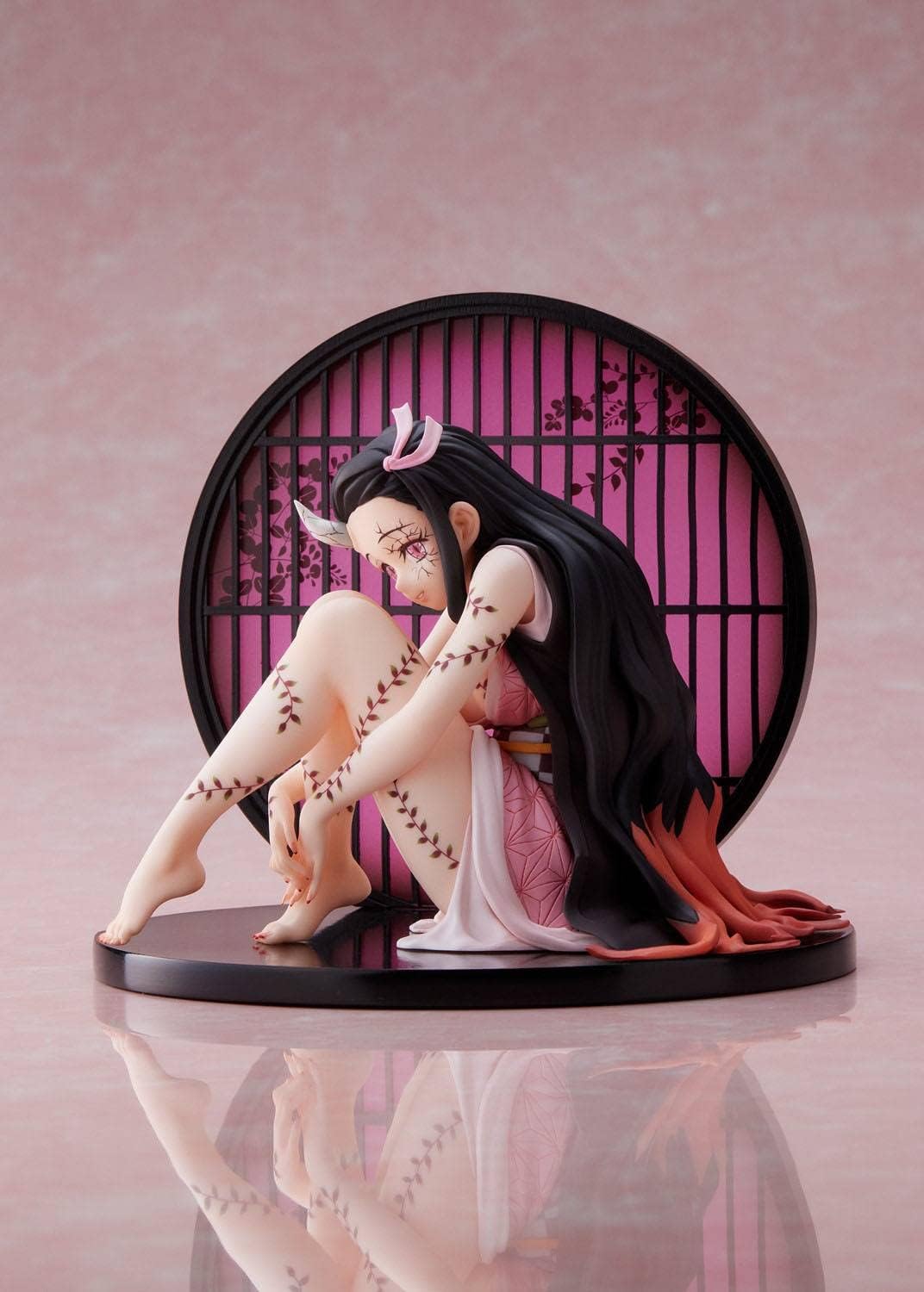 Aniplex Demon Slayer: Kimetsu no Yaiba Statuette Entertainment District Arc Nezuko Kamado (Demon Form Advancing Version)