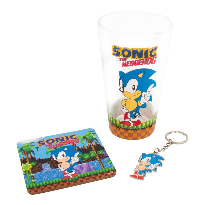 Fizz Creations Sonic The Hedgehog Keyring, Glass and Coaster Gift Set. 3 in 1 Gift Set. 480ml Capacity Drinking Glass. Officially Licensed Retro Games Sonic The Hedgehog Merchandise.