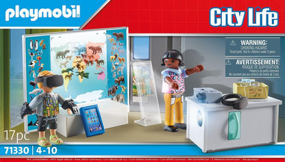 Playmobil 71330 City Life Virtual classroom, working projector, tablet and VR glasses for Fun and Creative Imaginative Role-Play, PlaySets Suitable for Children Ages 4+