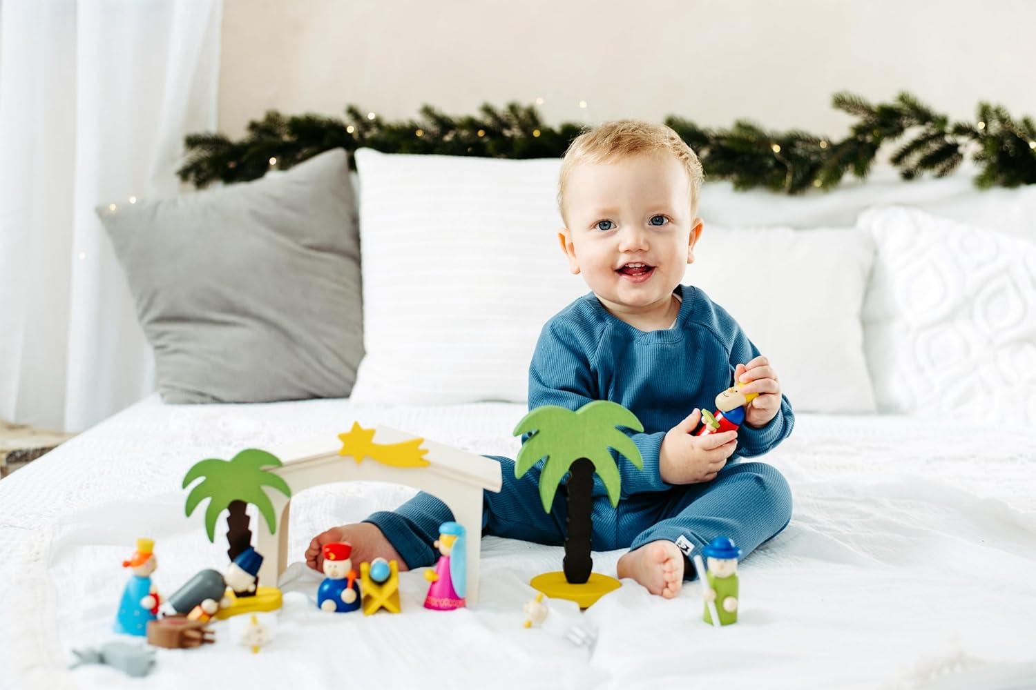 Wooden Christmas Nativity Manger Play Set
