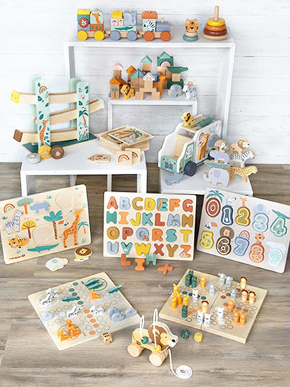 Small Foot Wooden Plug Safari Car Motor Skills Toy Made of Wood with Figures from 18 Months Item No. 11700, Multicoloured