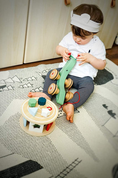 Small Foot Small Foot-11734 Caracol de Arrastre para Encajar, Madera, Juego motricidad, Aprender a Caminar, a Partir de 12 Meses. Toys, Color no Negro, Blanco o Gris (11734