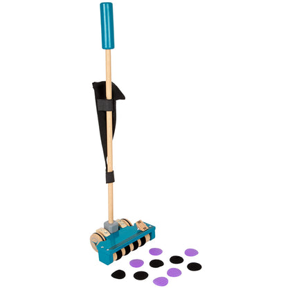 11735 Aspiradora de Juguete para Empujar, small foot, Madera, Juego de rol para niños a Partir de 18 Meses.