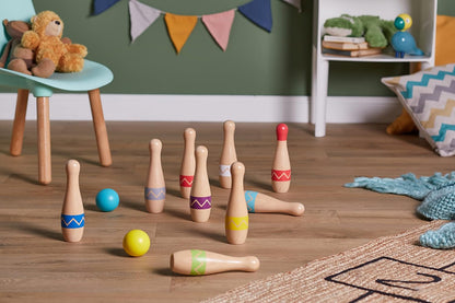 small foot 11912 Skittles Active, Made of FSC 100%-Certified Wood, Kids' Indoor & Outdoor Game for Ages 3+ Years Toys Skittles game
