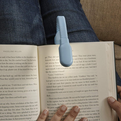 Kikkerland Rechargable Booklight Blue