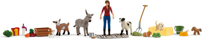 schleich 98983 Advent Calendar 2023, from 5 years, FARM WORLD - Playset, 24 pieces