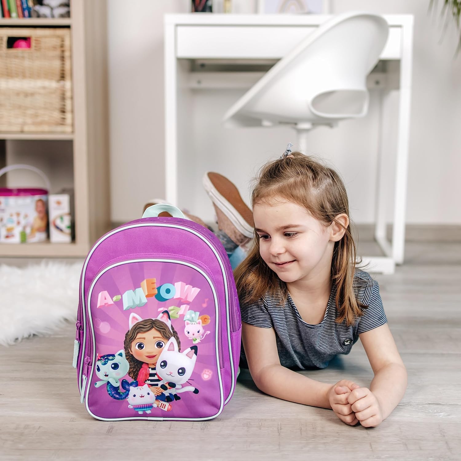 Undercover Backpack with Front Pocket and Padded Shoulder Straps Approx 31 x 25 x 10 cm