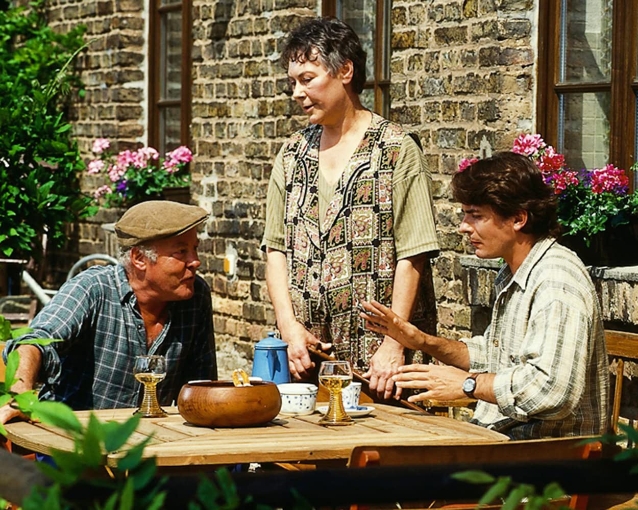 Wie Pech und Schwefel / Die komplette 17-teilige Kultserie mit Starbesetzung (Pidax Serien-Klassiker)