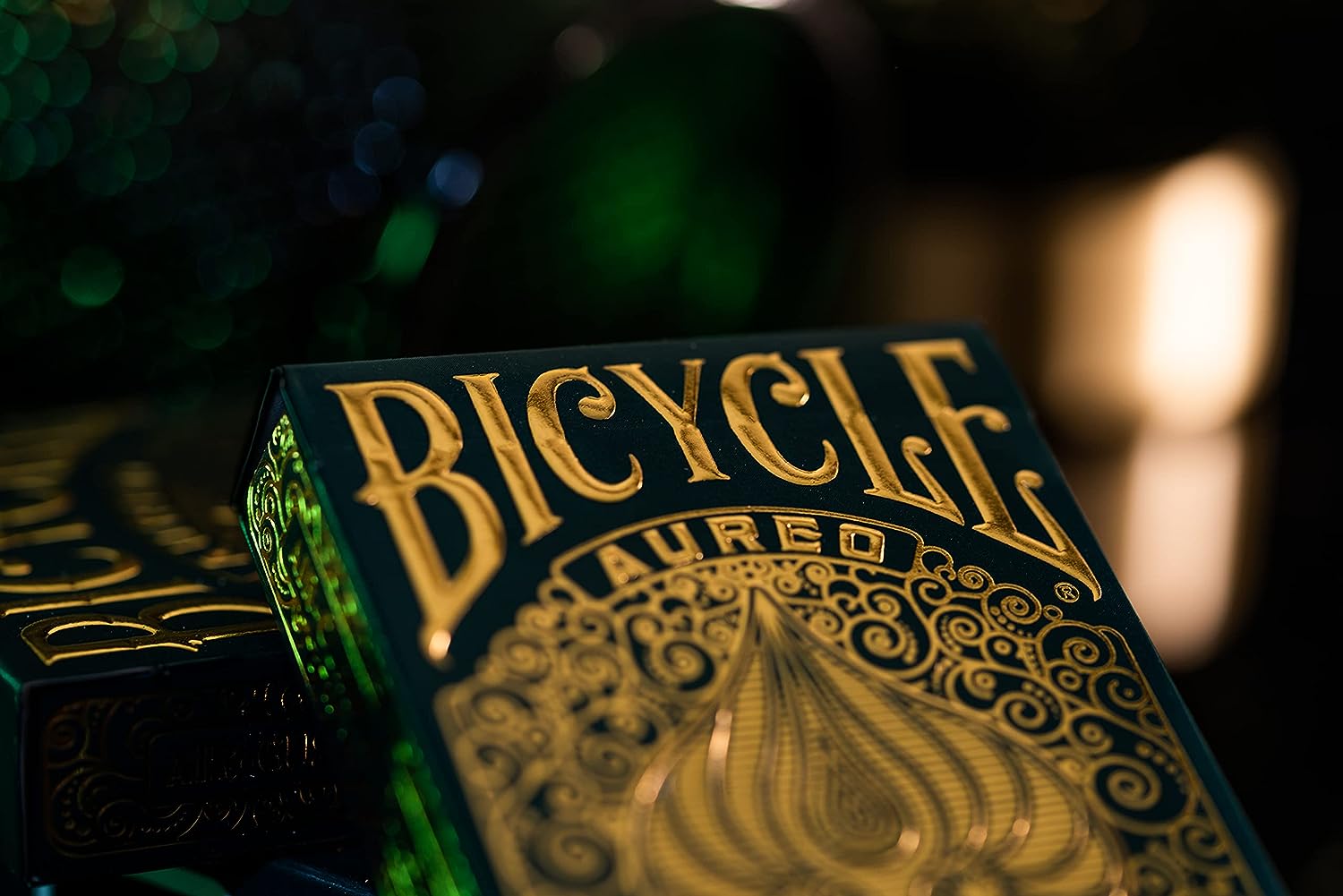 Bicycle Aureo Playing Cards - 1 x Showstopper Card Deck, Easy To Shuffle & Durable, Great Gift For Card Collectors Poker Aureo