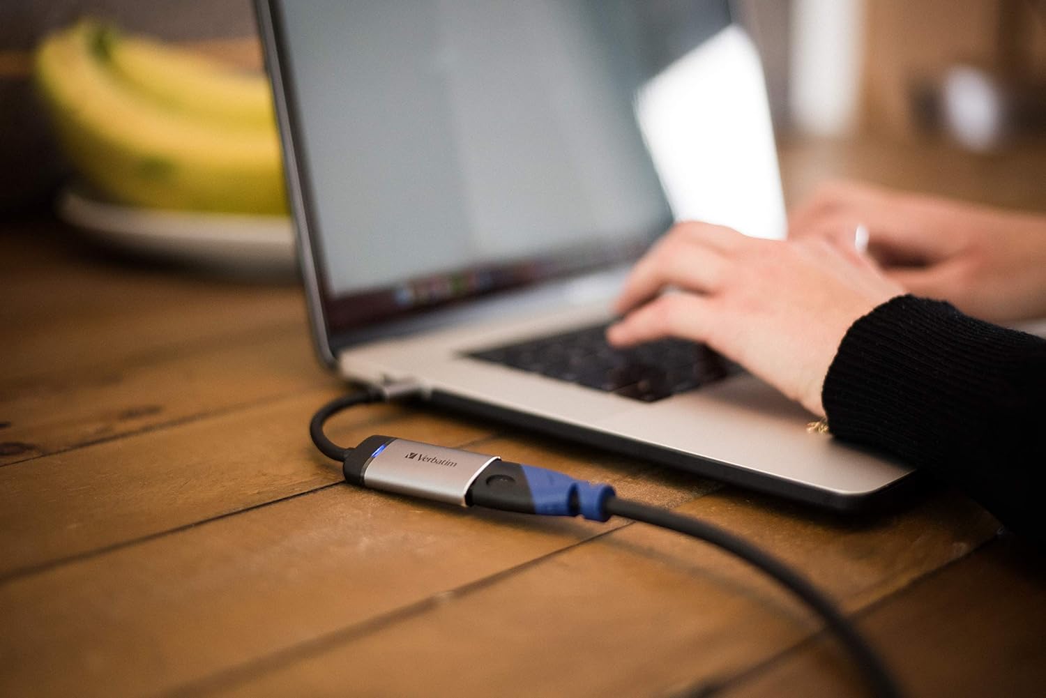 Verbatim USB-C to HDMI 4K Adapter - For Connecting Laptops, MacBooks to a Projector or Monitor, grey