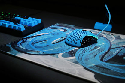 Xtrfy GP4 - Big gaming mouse pad - Effortless Gliding with Perfect Mouse Control - Stitched Edges and Non-Slip for Gamer - Machine Washable - Street Blue Edition, Rectangle 460 x 400 x 4 mm