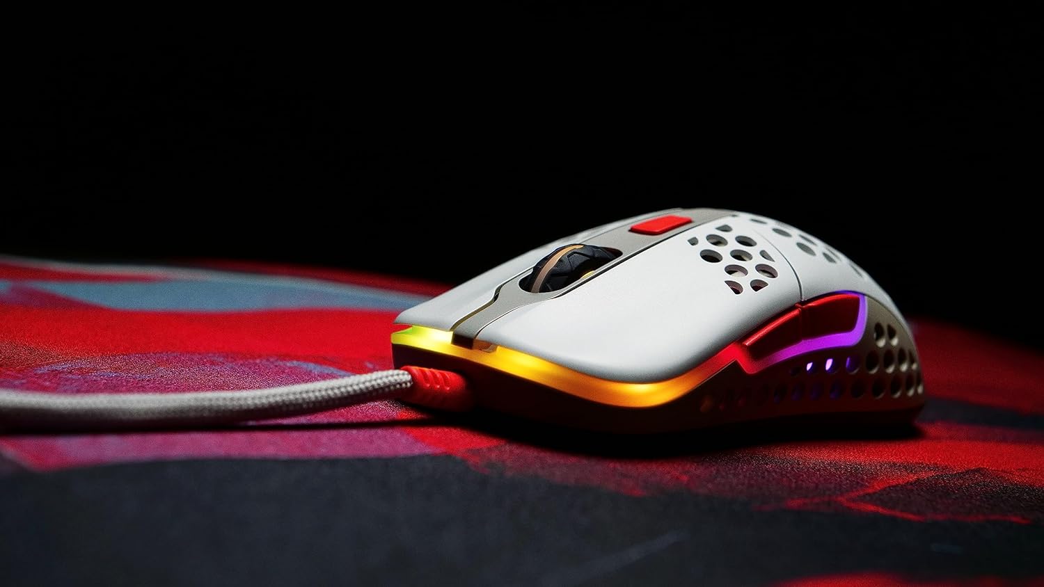 Xtrfy M42 RGB, Modular Ultra-Light Gaming Mouse, Adjustable Symmetrical Shape, Pixart 3389 Sensor, Modular Shell (Two Sizes Included) - Retro