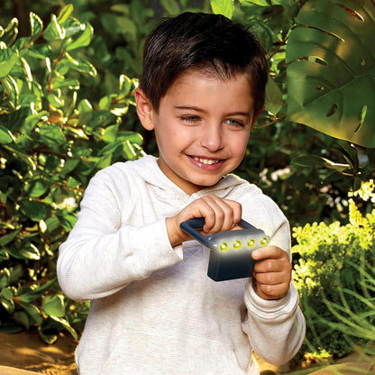 Little Tikes SUV per Safari Big Adventures; Giocattolo STEM; Include Veicolo con Binocolo, Torcia e Bussola; Età: 3+