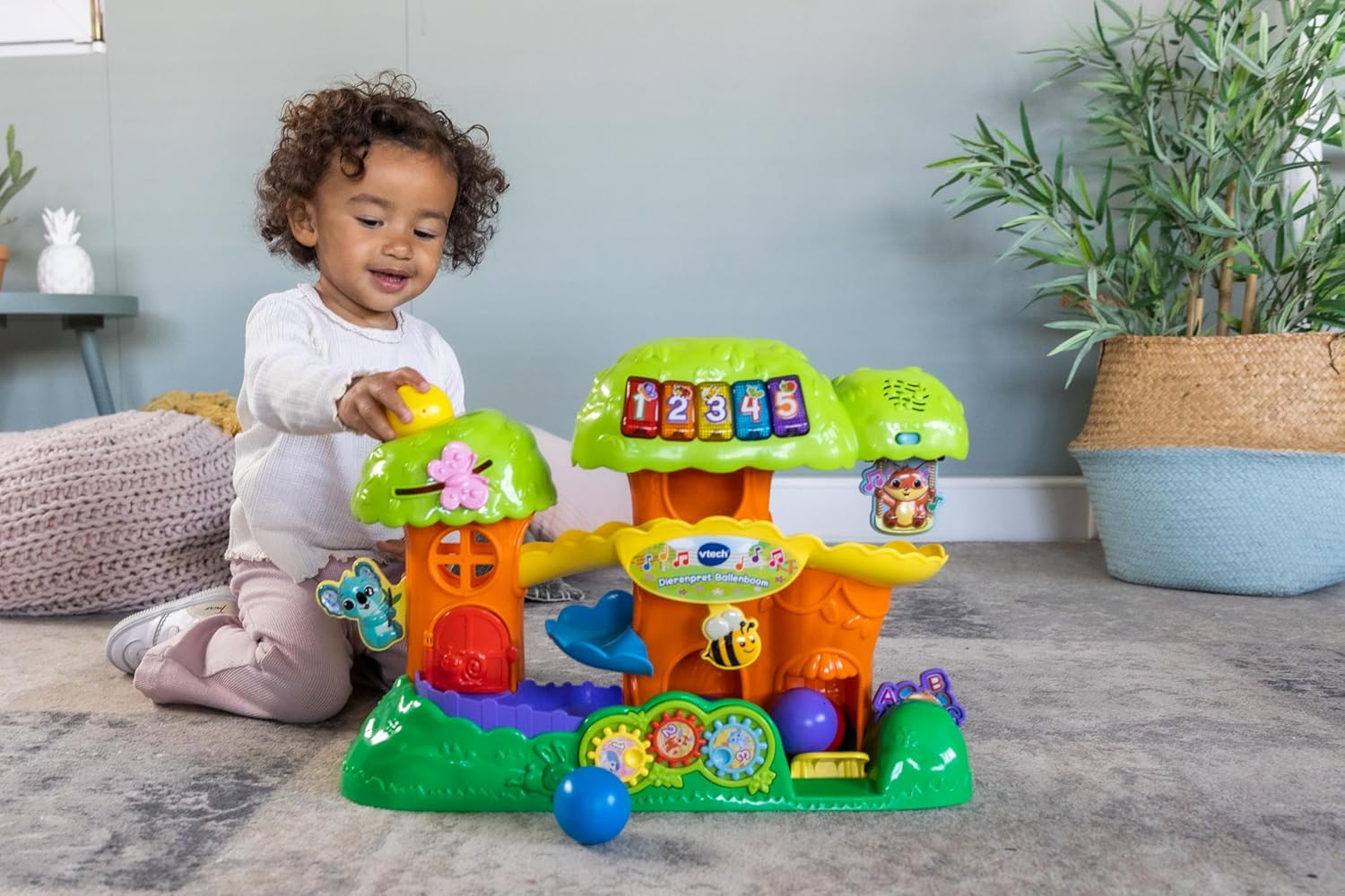 Animal Fun Ball Tree