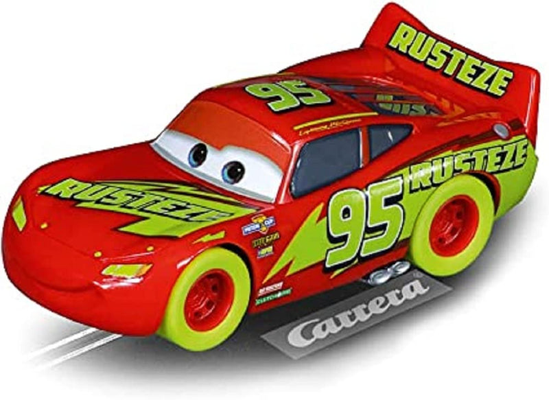 Carrera Go Carrera 20064220 GO Lightning McQueen-Glow Racer Vehicle Slot Car, Multicoloured