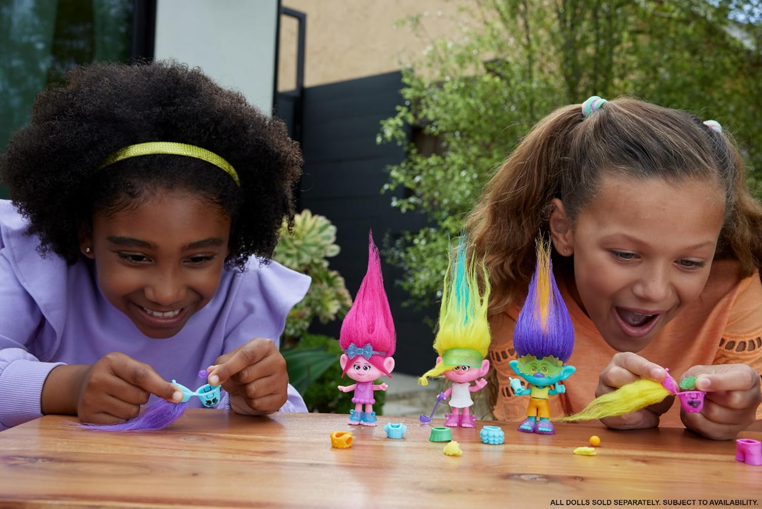 Mattel Trolls 3 Todos Juntos Hair Pops Branch Muñeco pequeño con ropa intercambiable inspirado en la película, 3 accesorios sorpresa, juguete +3 años (HNF12