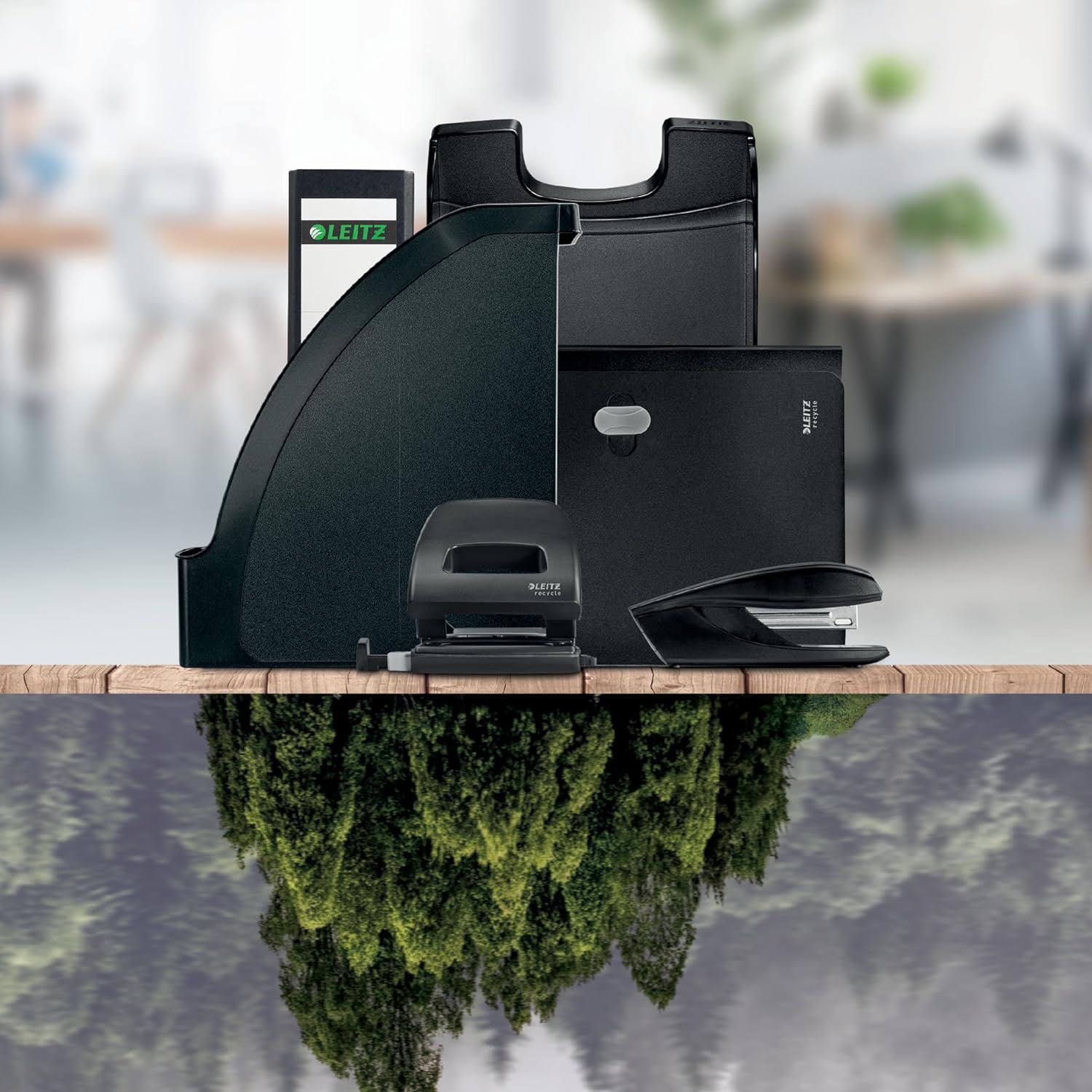 Leitz NeXXt Recycle Mini Stapler, 10 Sheets, Compact & Pocket Sized, with Staple Remover, Steel & Recycled Plastic, 100% Recyclable, CO2 Compensated, Eco Friendly, Recycle Range, Green, 56170055