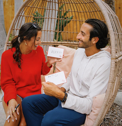 DSS Games The Couples Game - Juego de Fiesta - Juego de Cartas - Inglés