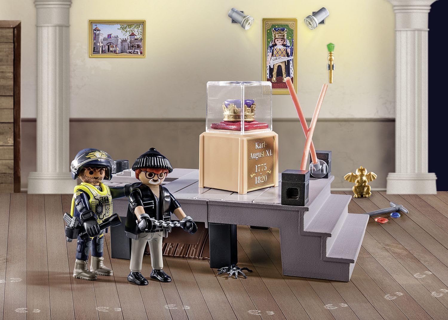Playmobil 71347 Advent Calendar: Police Museum Theft, Police action, 24 days till Christmas, Gifting, Collectable Toy for Kids, Fun Imaginative Role-Play, PlaySets Suitable for Children Ages 4+