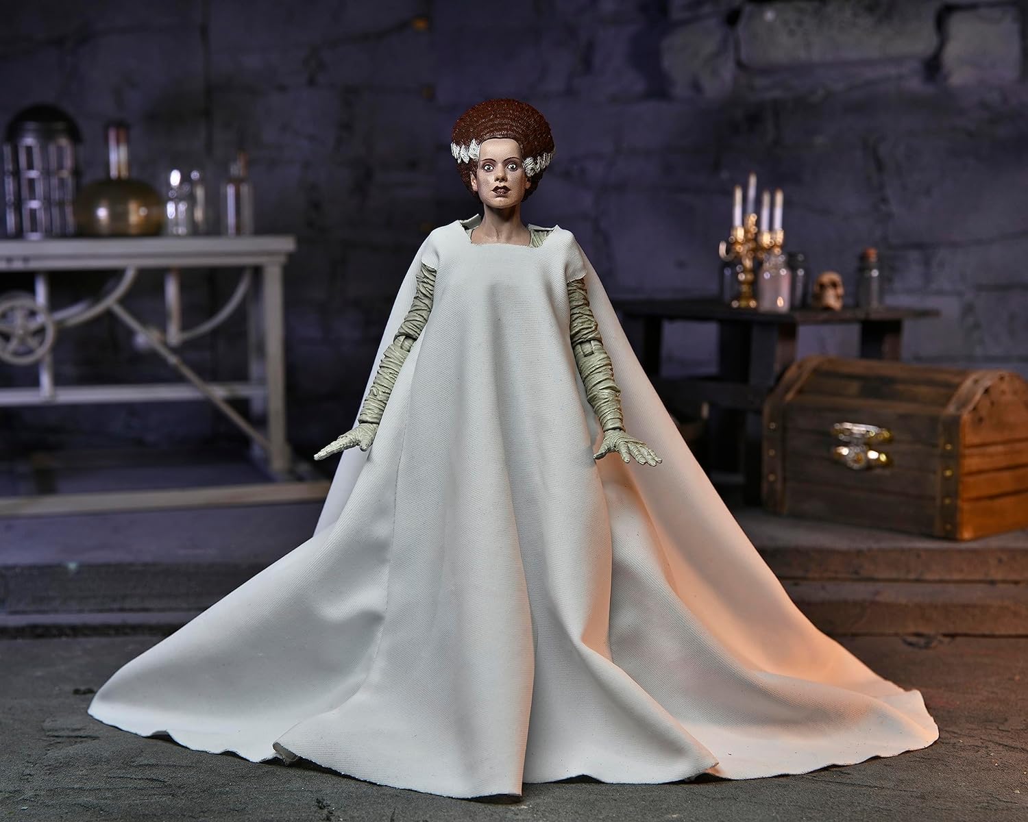 NECA Universal Monsters figurine Ultimate Bride of Frankenstein (Color) 18 cm