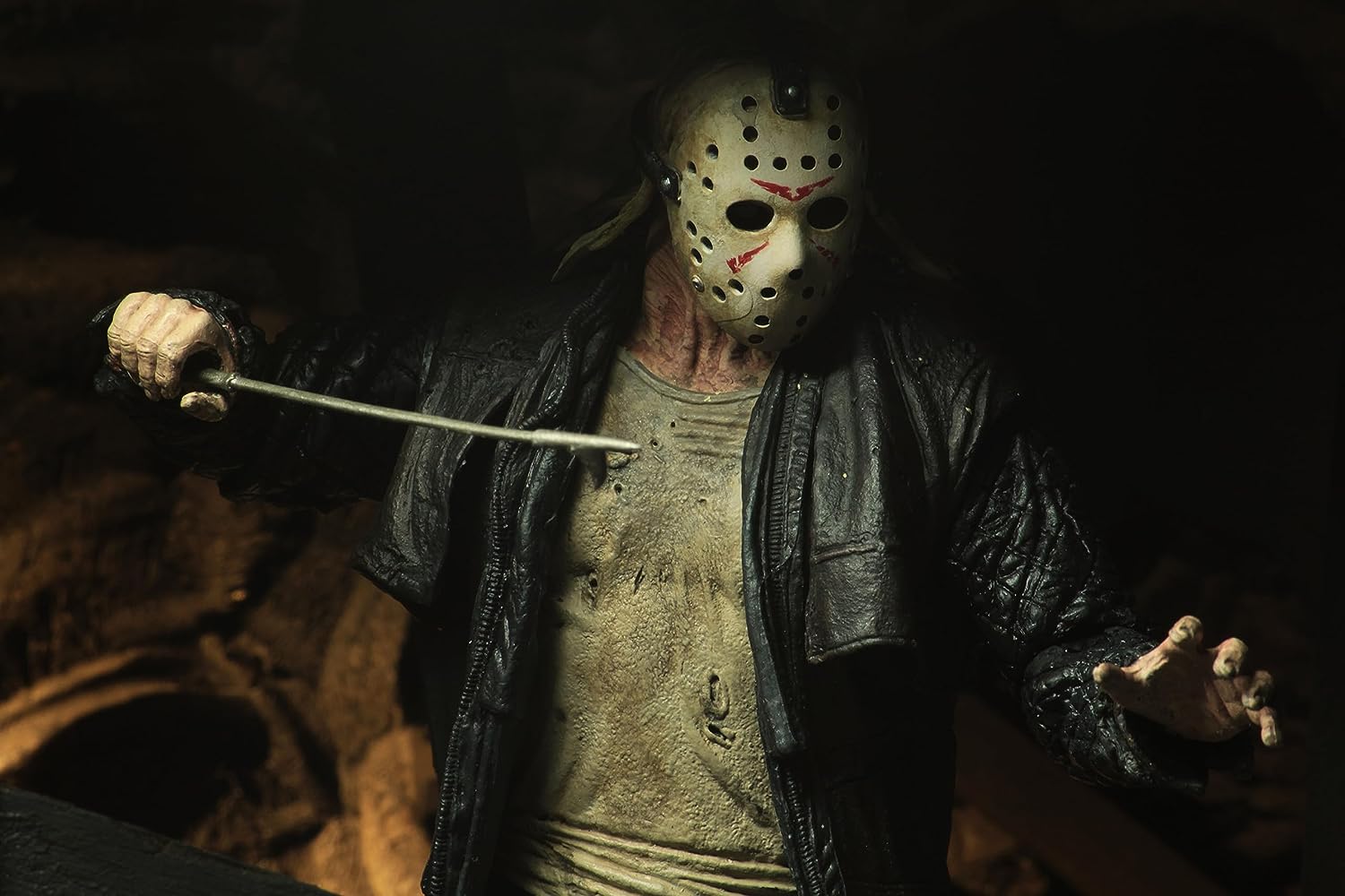 NECA - Friday The 13th - 7” Scale Action Figure - Ultimate Jason (2009 Remake)