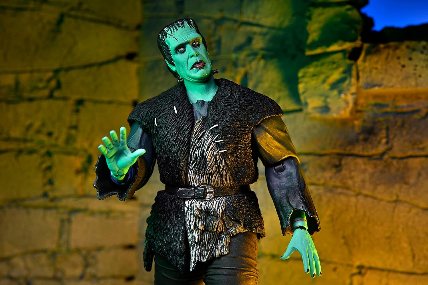 Neca - Rob Zombie's The Munsters - Ultimate Herman 7" Action Figure