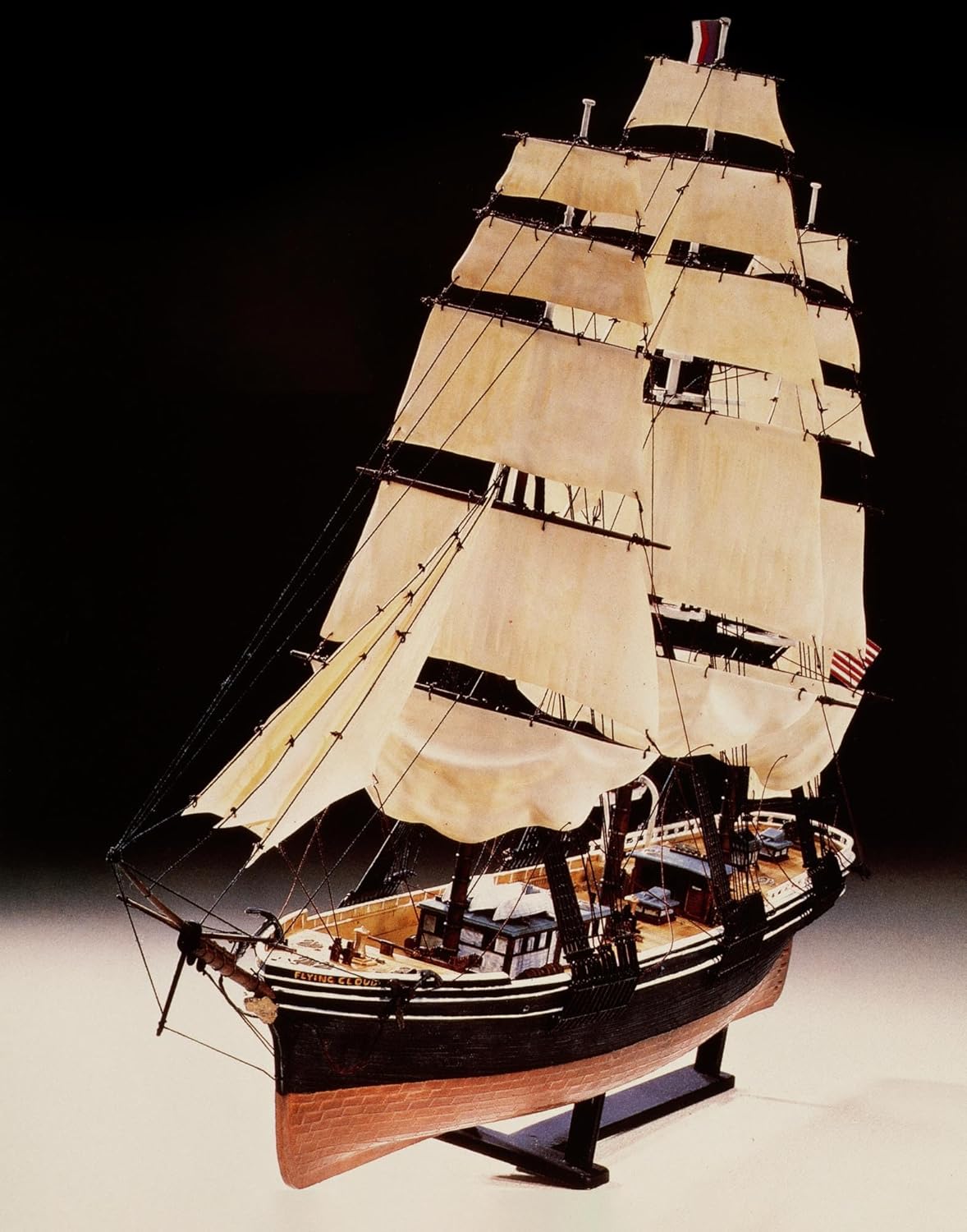 Heller HEL80829 Model Kit, Various