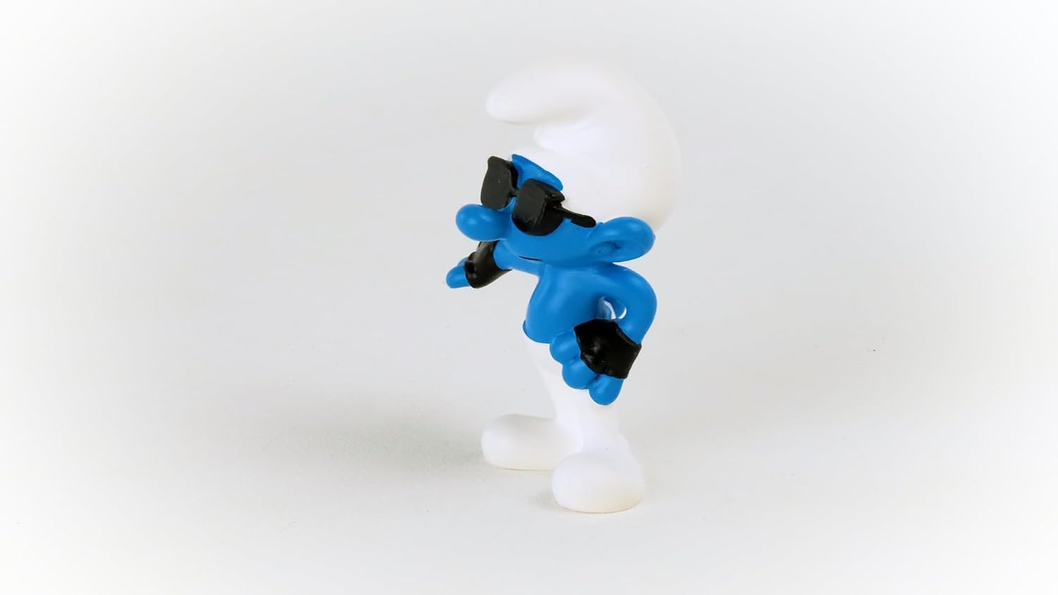Schleich Smurfs, Collectible Retro Toys and Figurines for All Ages, Vanity Smurf Figure
