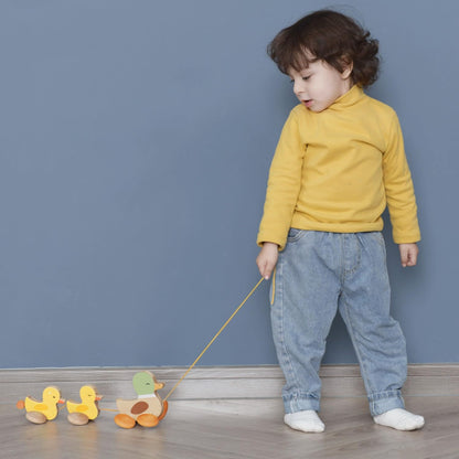 Classic World Pull Padding Duck