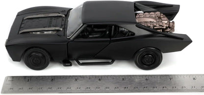 DC Comics 1:24 The Batman Batmobile - Coche Fundido a presión con Figura de Batman de 2.75 Pulgadas, Juguetes para niños y Adultos, Negro/Plateado