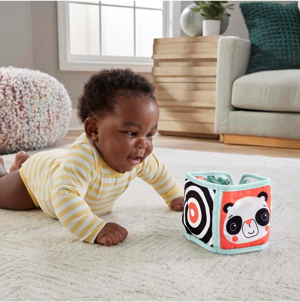 Fisher-Price Newborn Tummy Time Toy with Sensory Details, Repositionable Fold & Play Activity Panel for Babies, HML63
