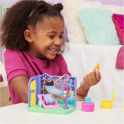 Gabby’s Dollhouse, Carlita Purr-ific Play Room with Carlita Toy Car, Accessories, Furniture and Dollhouse Deliveries, Kids’ Toys for Ages 3 and up