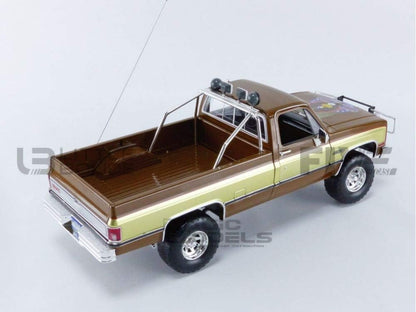 Greenlight 13560 Collectible Miniature Car, Brown/White