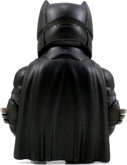 Jada - Figuara de Batman DC Armored (10 cm) figura de acción del superhéroe de Batman Vs Superman con máscara y armadura, figura de metal coleccionable para fans y niños a partir de 8 años (253211004