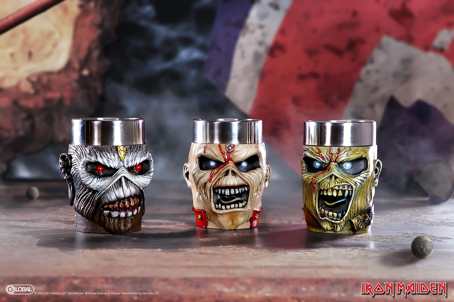 Nemesis Now Iron Maiden Eddie - Set di bicchierini da liquore, 9 cm, in resina e acciaio inossidabile, multicolore, con licenza ufficiale Iron Maiden, set di bicchierini da shot Eddie, in resina