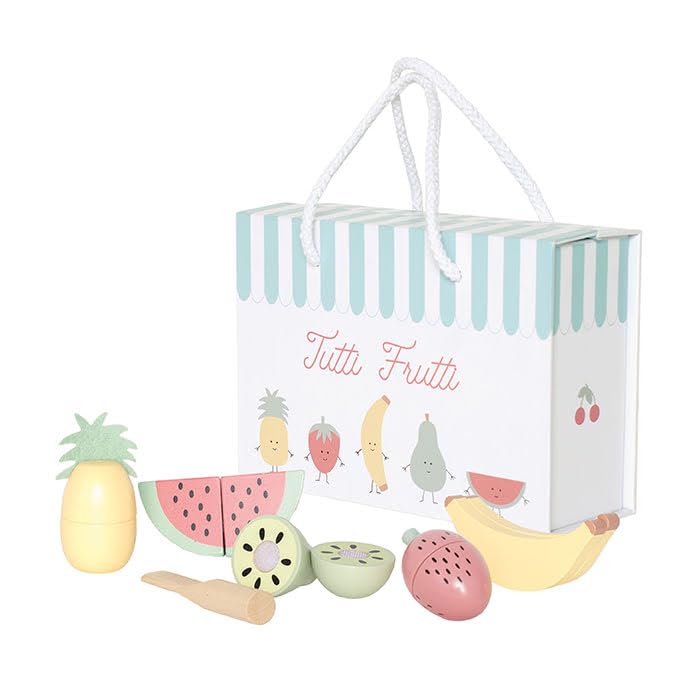 Wooden pretned cutting fruit