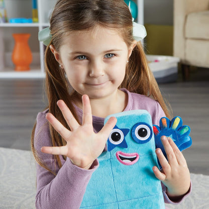 Learning Resources Peluche Interactivo de la Numberblock Cinco Que Canta contigo, Juguetes para Contar para niños de 3+ años, Juguete Que se Ilumina, 12 Frases y Canciones