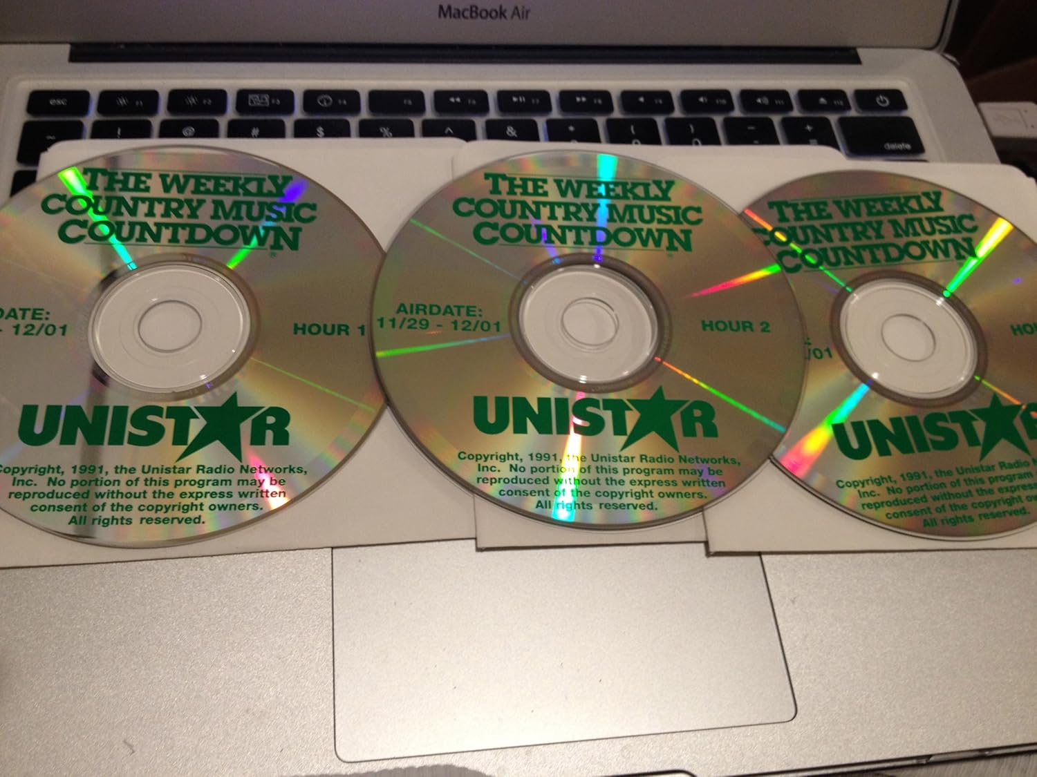 THE WEEKLY COUNTRY MUSIC COUNTDOWN