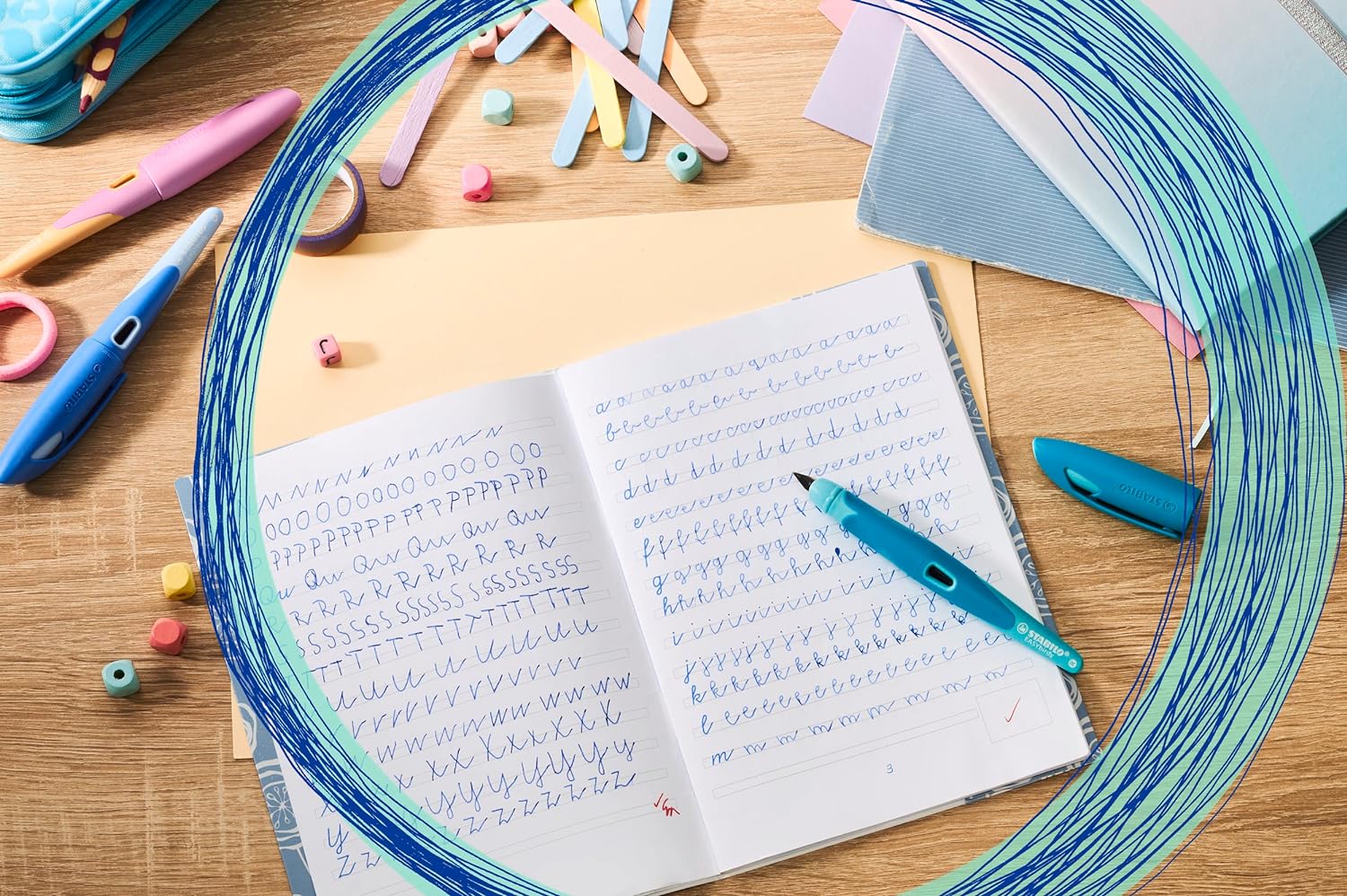 Ergonomischer Schulfüller für Linkshänder mit Anfänger-Feder A - STABILO EASYbirdy Pastel in aqua grün/mint - inkl. Patrone und Einstellwerkzeug - blau (löschbar)